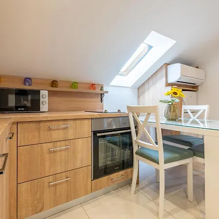 1 Bedroom Stunning In アパート *