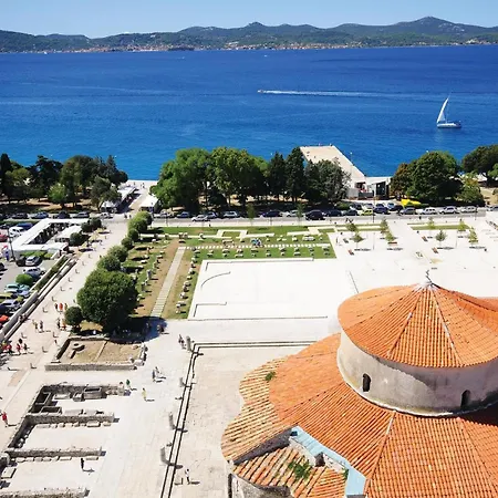 1 Bedroom Stunning In Apartmán Zadar