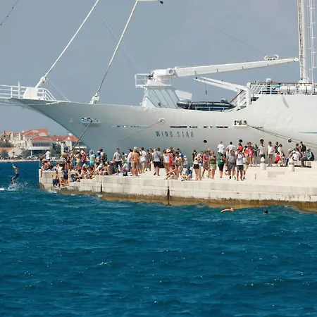 1 Bedroom Stunning In Apartman *